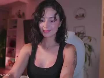 annie_dreams from Chaturbate is Freechat