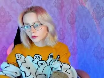 blondyliluu from Chaturbate is Freechat