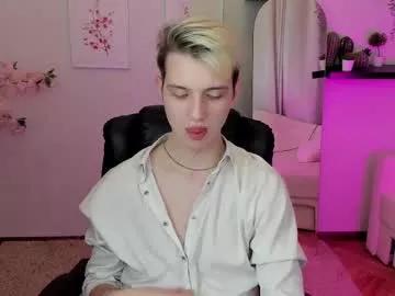 chris_crystal_ from Chaturbate is Freechat