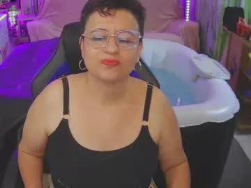 liayanova_ from Chaturbate is Freechat