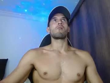 noah_jhonsonn from Chaturbate is Freechat