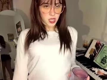 pretty_in_p1nk from Chaturbate is Freechat