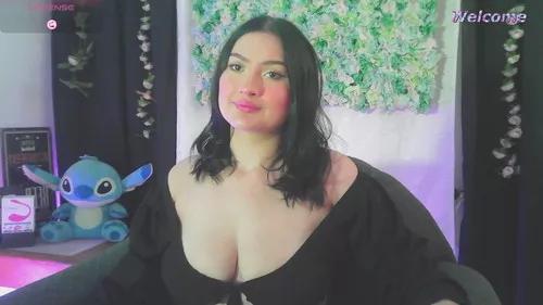 natiqueen from Cherry is Freechat