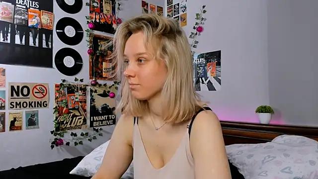 AliciaParkerf from StripChat is Freechat