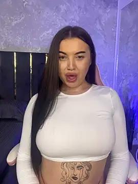 AmberSinn from StripChat is Freechat