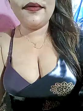 Beautyy38 from StripChat is Freechat