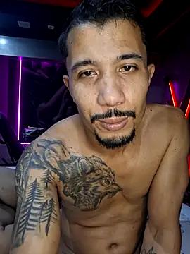 bolivianoh from StripChat is Freechat