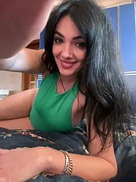 Candy1ladyy from StripChat is Freechat