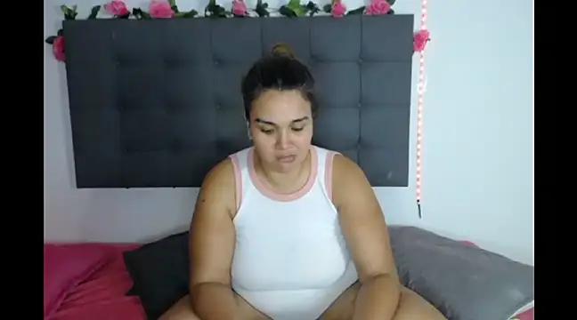 carolina_escobar_ from StripChat is Freechat