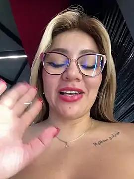 DIANITA_1988 from StripChat is Freechat