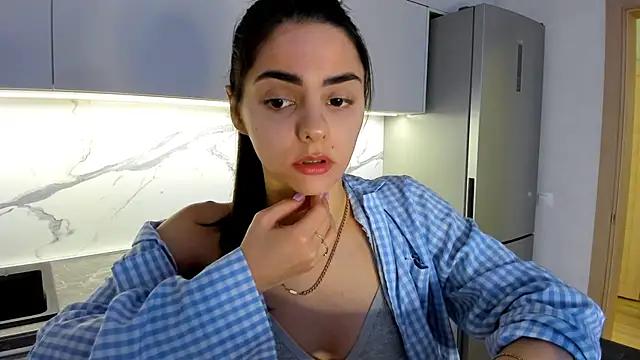 EmiliaZen from StripChat is Freechat