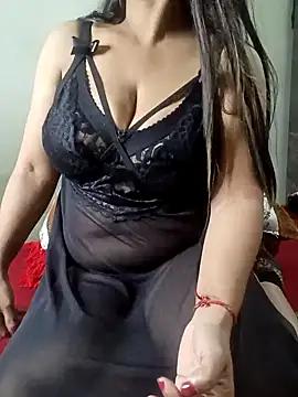 Hoty_Pinki from StripChat is Freechat