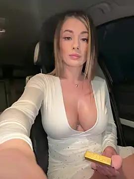 IsabellaEtthan from StripChat