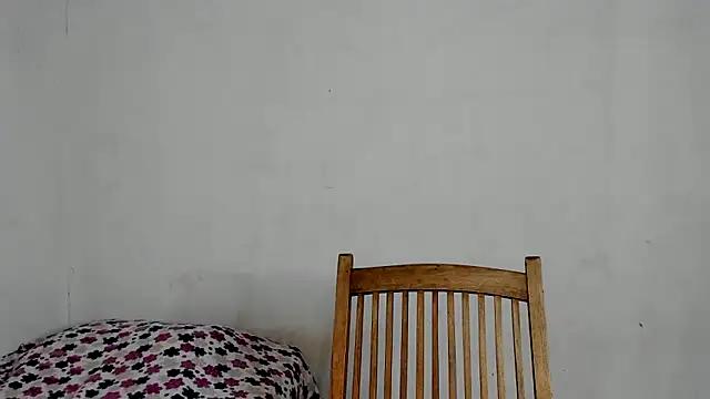 Jade_Dorthini from StripChat is Freechat