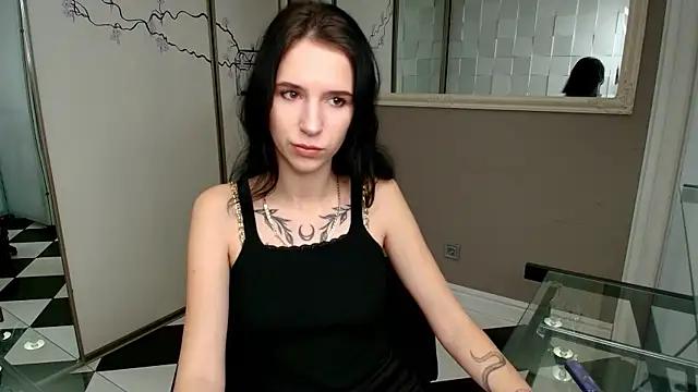 KarolinaBlacks from StripChat is Freechat