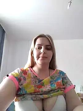 Lady_nice_cat from StripChat is Freechat