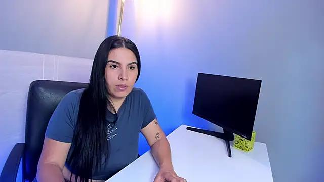 laurenwhite from StripChat is Freechat