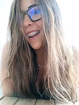 Lena-32 from StripChat is Freechat