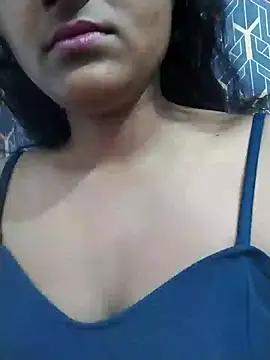 love-pari from StripChat is Freechat