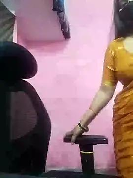 Lovely_Bhabhi38 from StripChat is Freechat