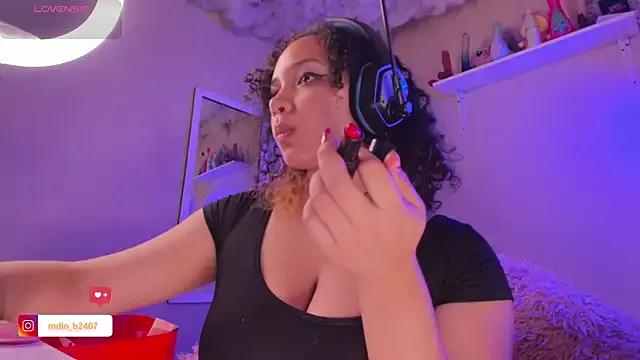 MadelineBenet from StripChat is Freechat