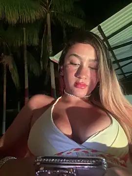 Mariapaula from StripChat is Freechat