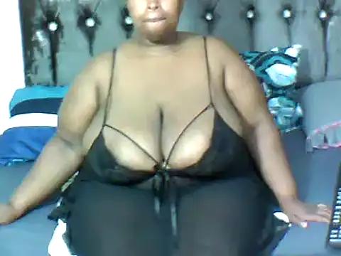 Marybrownlips12 from StripChat is Freechat