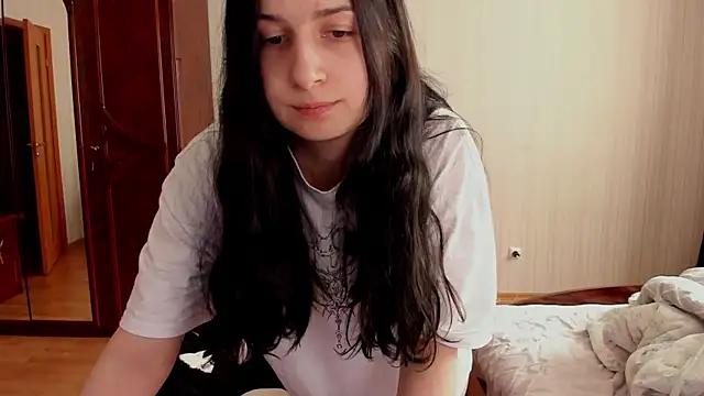 Melissa_reyni from StripChat is Freechat