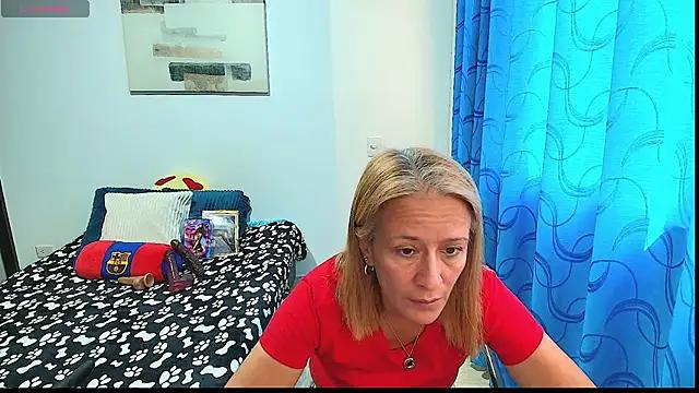 Naty_Stone from StripChat is Freechat