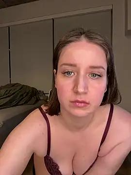 nerdynina from StripChat is Freechat