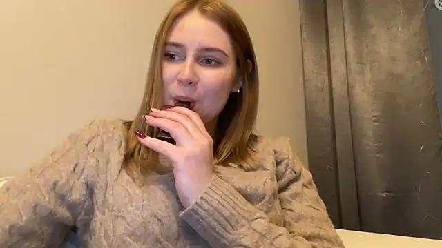 NicoleYoung from StripChat is Freechat