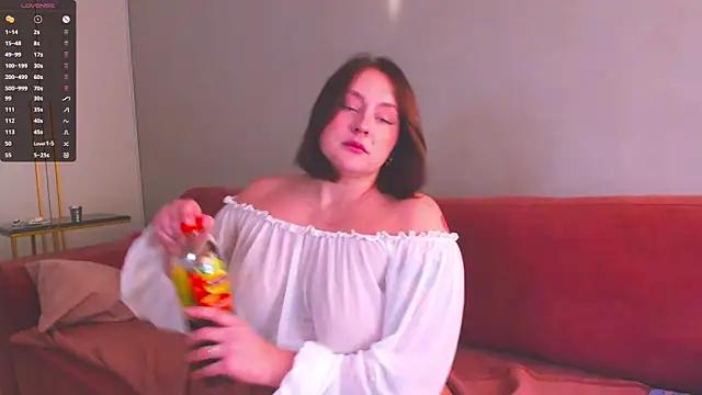 Oh_mylissa from StripChat is Freechat