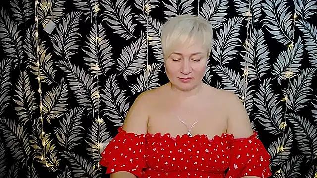 Olivia_playful from StripChat is Freechat