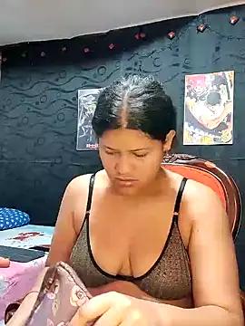 Pamela2003 from StripChat is Freechat