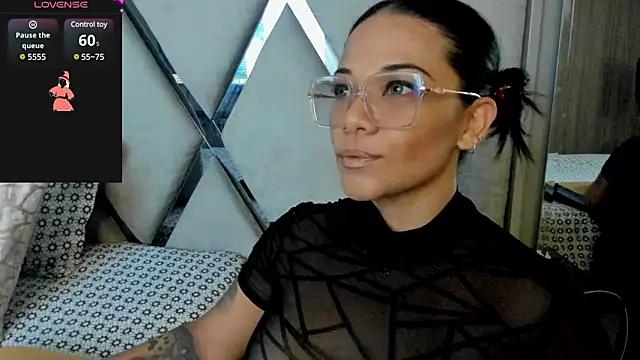 paula_daniela1 from StripChat is Freechat