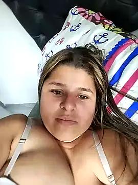 rachell_xh from StripChat is Freechat