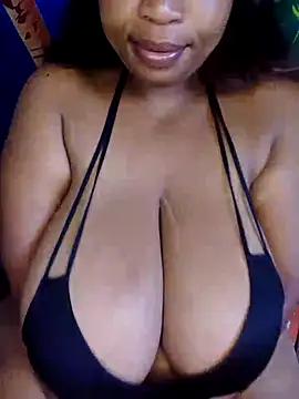 winterqueenx from StripChat is Freechat