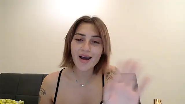 yaprakmericc from StripChat is Freechat