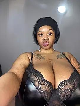 Yung-Missy from StripChat is Freechat